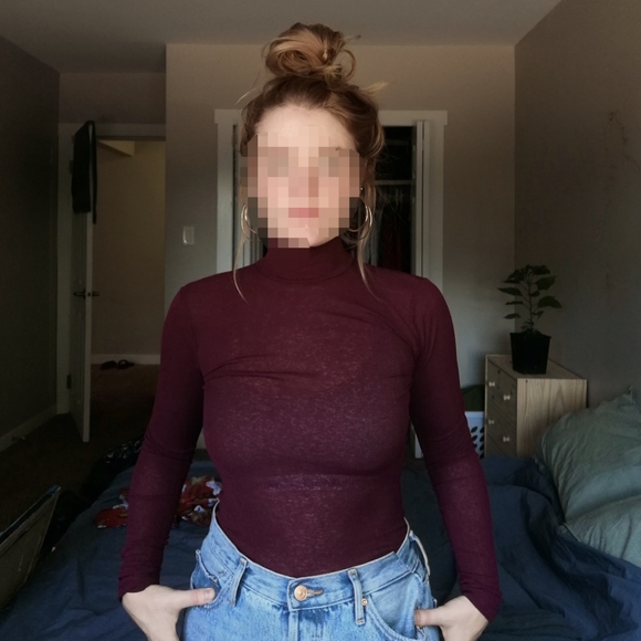 Topshop Maroon Turtleneck - Picture 4 of 4